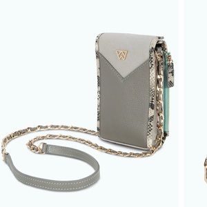 Elegant Gray Crossbody Bag with Gold Chain